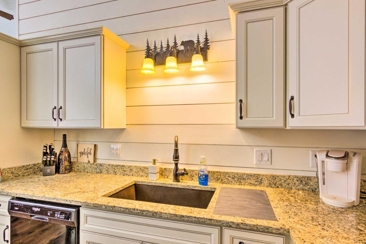 Elegant Sapphire Valley Studio With Resort Amenities Exterior foto